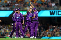 Hurricanes win nail-biting encounter against Heat 