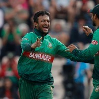 Shakib Al Hasan banned for 3 games of Dhaka Premier League, fined USD 5800