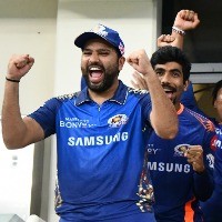 Mumbai Indians unveil jersey for IPL 2021