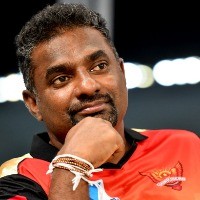 Muralitharan undergoes a heart procedure
