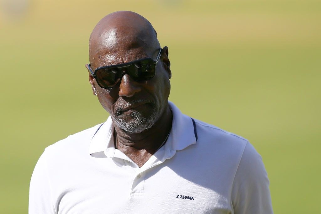 I am confused about moaning and groaning about pitch: Richards slams critics of Indian tracks