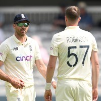 England team has accepted Robinson's apology: Anderson