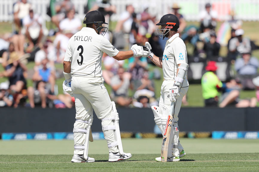 Gritty Williamson lifts New Zealand after early Pakistan strike