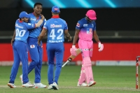 Shreyas is in pain but is able to move shoulder: Dhawan