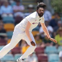 Siraj reveals Shastri's motivational words during Australia tour after father's death