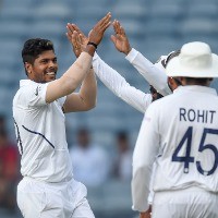 Important to match standard of fitness and skills of youngsters: Umesh