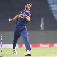 India should consider Prasidh for Tests, feels Gavaskar