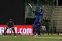 De Kock, bowlers shine as Mumbai outclass Kolkata, once again