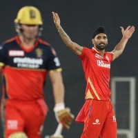 Wanted to bowl dots to de Villiers but also managed to get his wicket: Brar