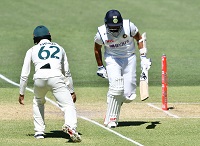 Shami suffers injury, taken to hospital for scans