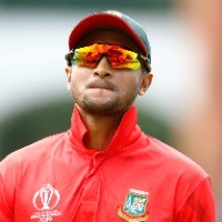 Bangladesh star Shakib courts controversy with boorish on-field behaviour, apologises later