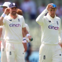 Most capped player, NZ’s six changes and England’s longest home streak broken