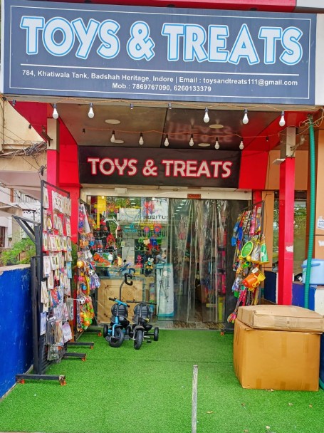 Toys & Treats Toys & Treats