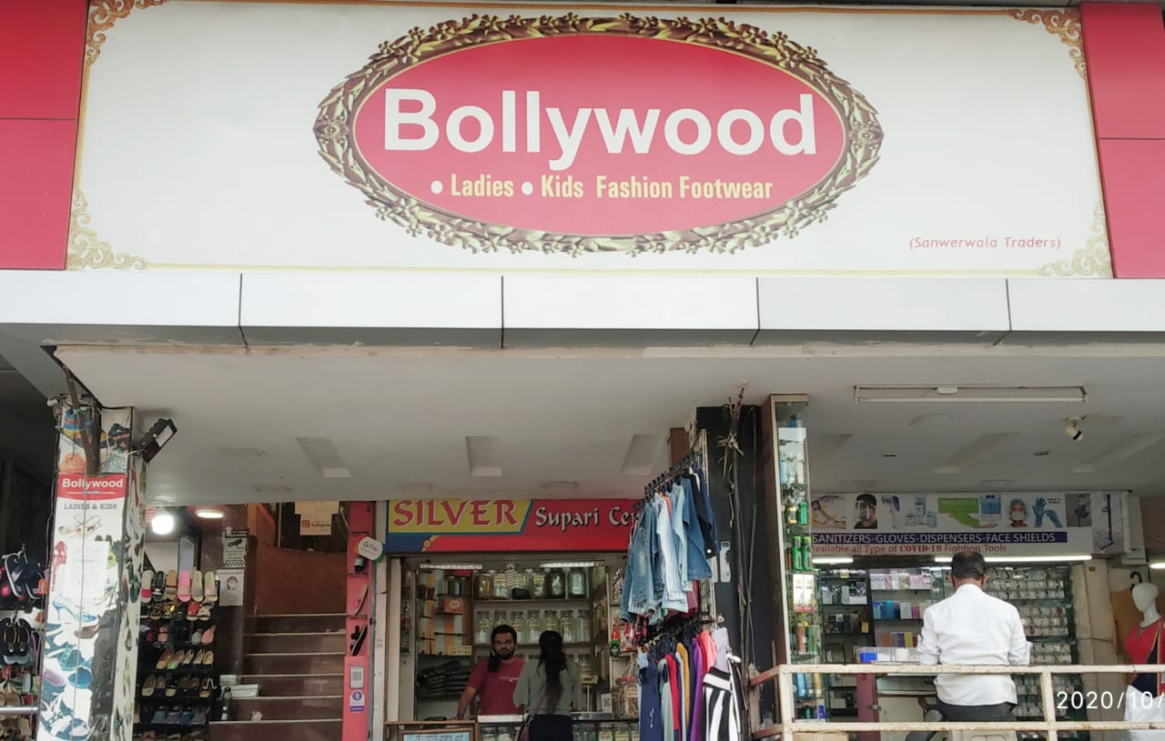 BOLLYWOOD FASHION BOLLYWOOD FASHION