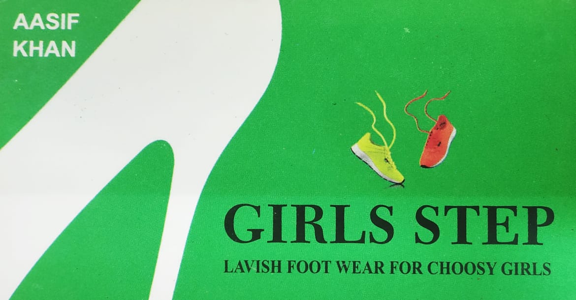GIRLS STEP GIRLS STEP