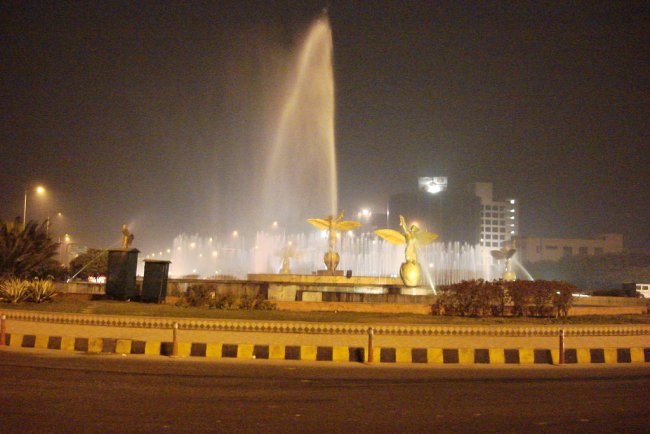 Pari Chowk: The Real Estate Growth of Greater Noida Through the Gateway