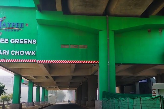 Pari Chowk Metro Station in Greater Noida