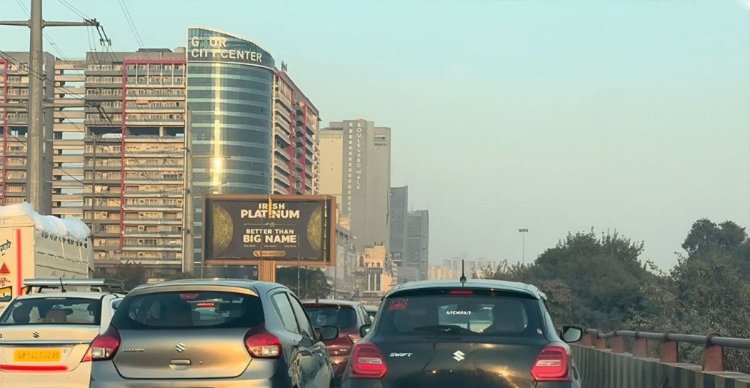 Noida Extension vs Noida: Where Should You Buy a Property?