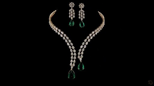 Emerald Double Line – Luxury Necklace & Earring Set Thumbnail