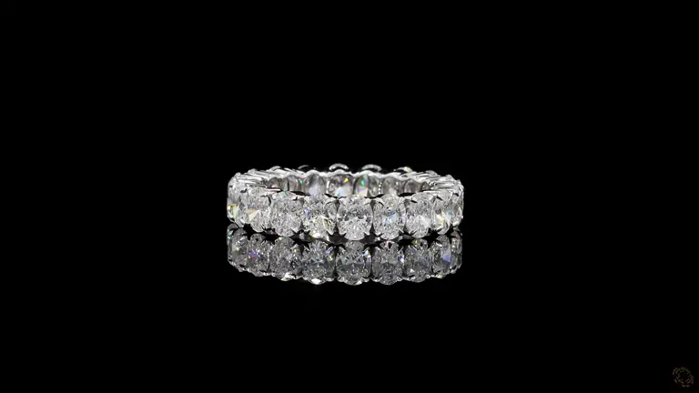 ring-in-white-gold-for-eternity-band-preview