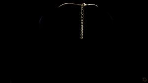 timeless-halo-diamond-pendant-3