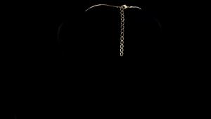 timeless-halo-diamond-pendant-6