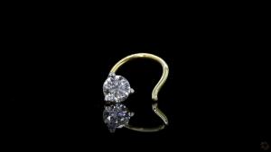 eternal-spark-diamond-nose-pin-2