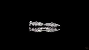 lysara-oval-round-diamond-band-3