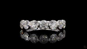 clarisse-round-diamond-band-4
