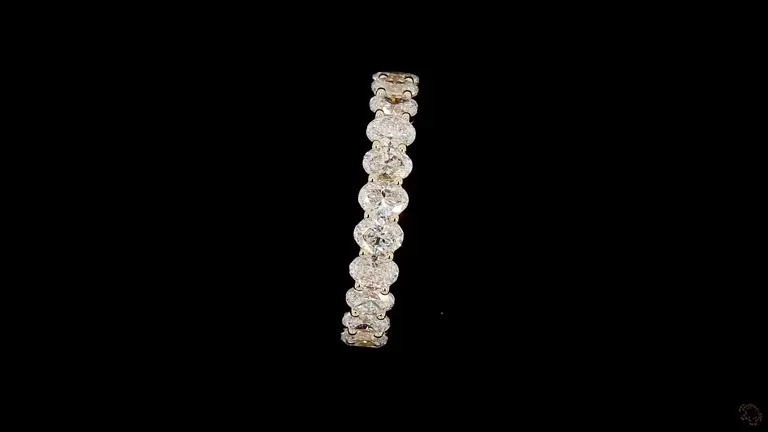 aurette-petite-oval-diamond-eternity-band-p-v-tp-13333