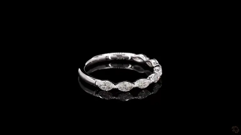 selene-oval-diamond-band-p-p-3d-13271