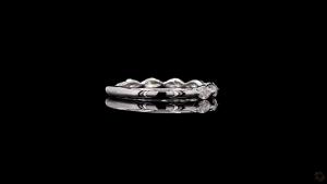 selene-oval-diamond-band-2