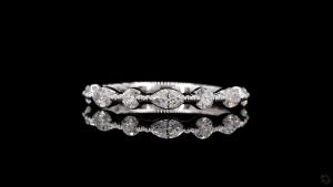 alira-oval-diamond-band-4