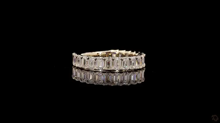 royalis-emerald-diamond-eternity-band-preview