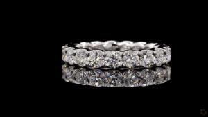infinity-round-diamond-eternity-band-1