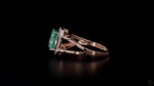 emerald-grace-halo-diamond-ring-2