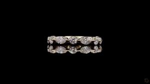 virelle-marquise-round-diamond-band-1