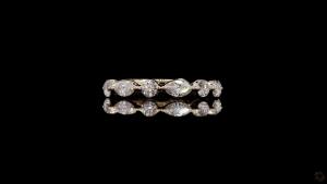 virelle-marquise-round-diamond-band-2