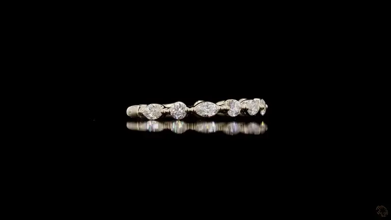 aurielle-marquise-round-diamond-band-preview