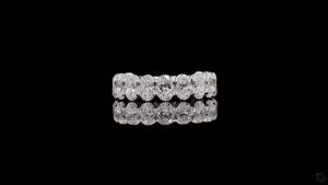 eterna-oval-diamond-band-1