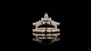 marquise-diamond-cluster-ring-set-in-yellow-gold-2