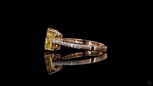 golden-aura-radiant-diamond-ring-2