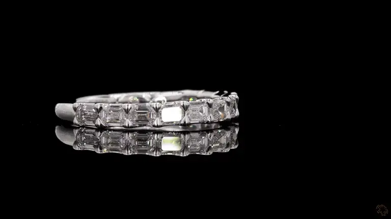 emerald-cut-diamond-set-band-in-white-gold-p-p-zm-11067