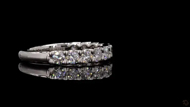 round-brilliant-diamond-eternity-band-p-p-zm-10993