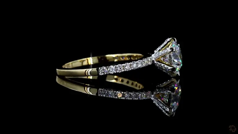 radiant-crown-diamond-ring-preview