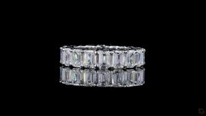 imperiale-emerald-diamond-eternity-band-0