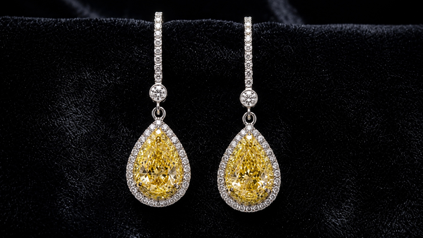 Earrings Banner