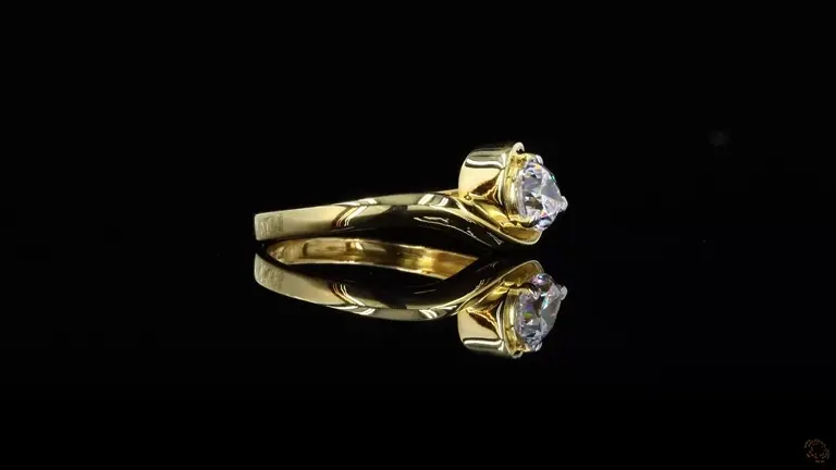 radiant-gold-embraces-a-dazzling-oval-cut-diamond-preview