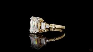 regal-trinity-emerald-ring-3