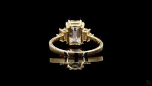 regal-trinity-emerald-ring-4